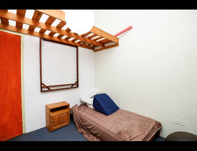 4 BEDROOM FREESTANDING FOR SALE IN PARK HILL